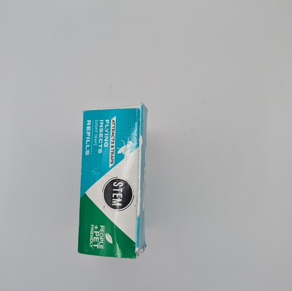 🦋 STEM Blue Flying Insect Trap Refills - Picture 3 of 4